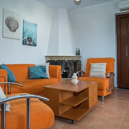 Malvazios #5 Apartment Gythio