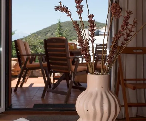 Malvazios #5 Apartamento *